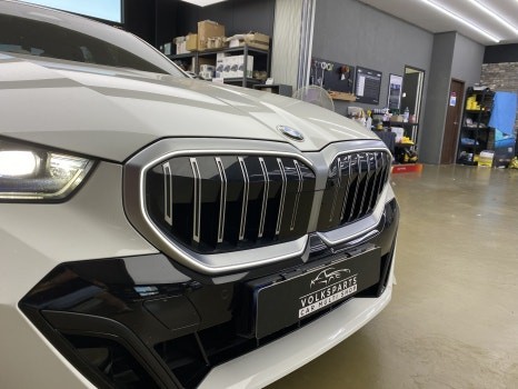 BMW G60 아이코닉글로우 블랙그릴교체 / 인천 서구