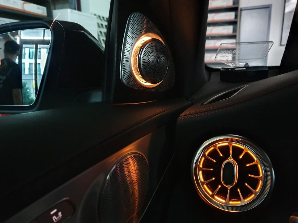 벤츠 GLC - 후회없는 선택 전동 3D부메스터와 LED송풍구 장착 / 인천 서구