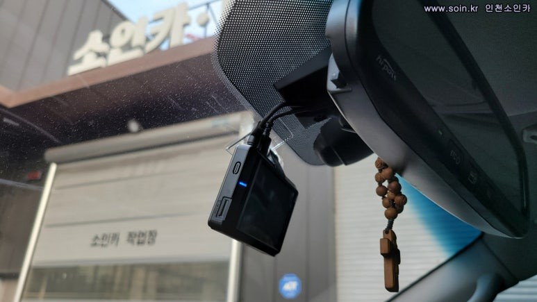 베라쿠르즈 조수석 자동이동 워크인스위치 , 2채널 블랙박스 장착, 인천소인카