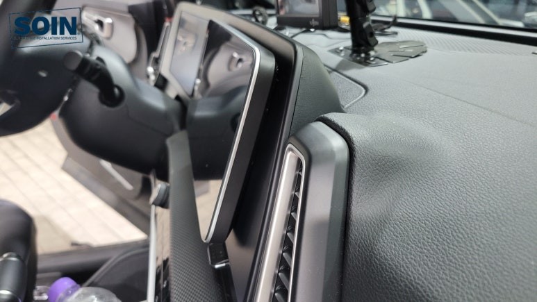 네비옵션 없는 스포티지 NQ5 안드로이드올인원 카나로 xplus 후방카메라 연결 인천