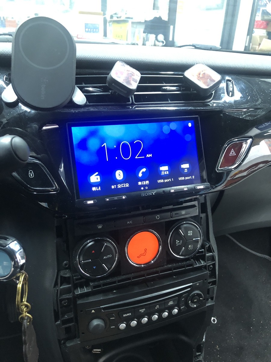 시트로엥 DS3 ( 소니 ax5500 )