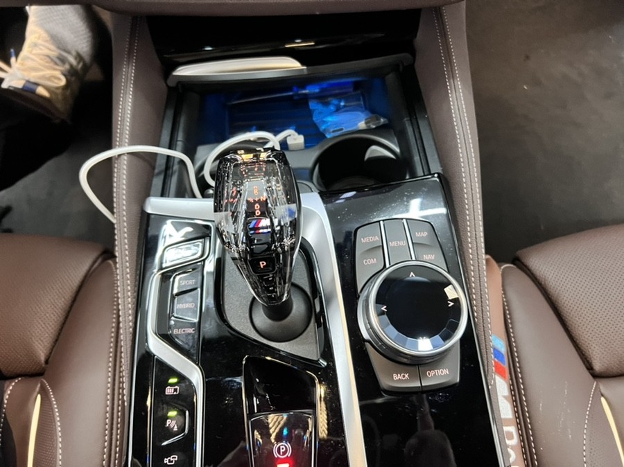 BMW 530e 크리스탈 기어봉 장착!! / 인천, 부평, 부천