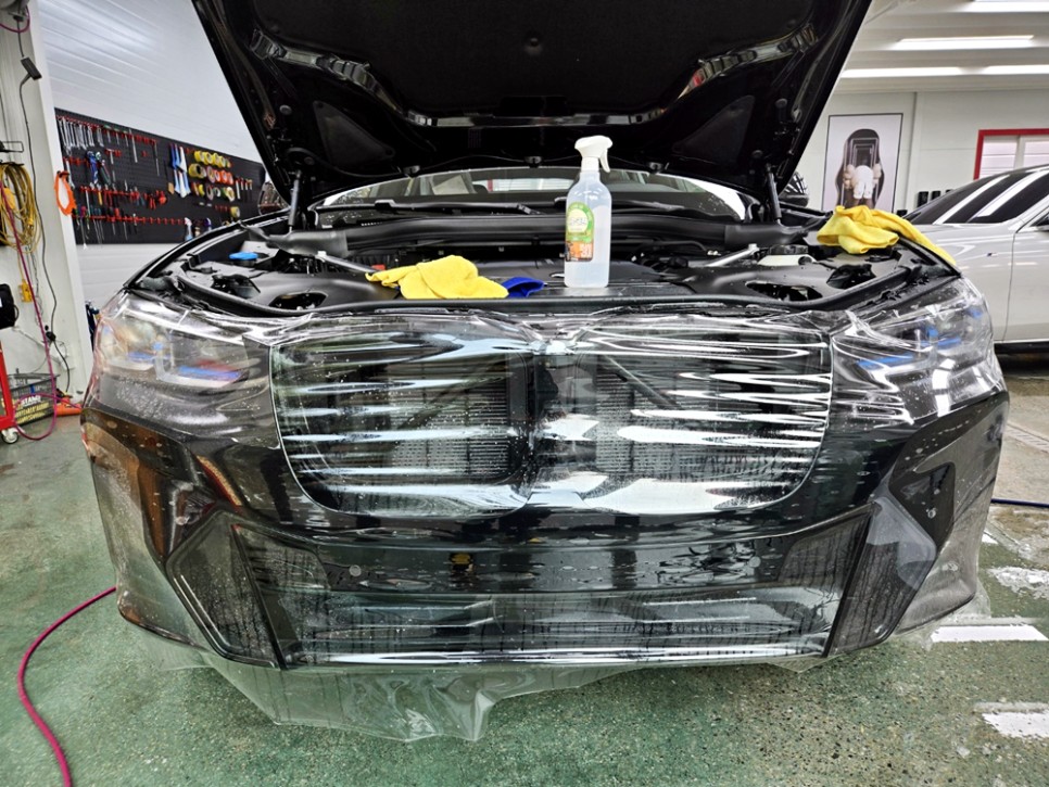 BMW X4 블랙 유광 그릴 랩핑 / 본넷, 범퍼 PPF 시공 / 성남 랩핑 / 분당 랩핑 / 판교 랩핑 / 스탠스 ( STANCE )