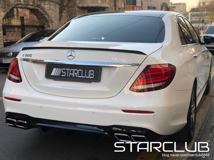 벤츠 w213 E클래스 E 63 AMG 디퓨저 머플러 팁 장착
