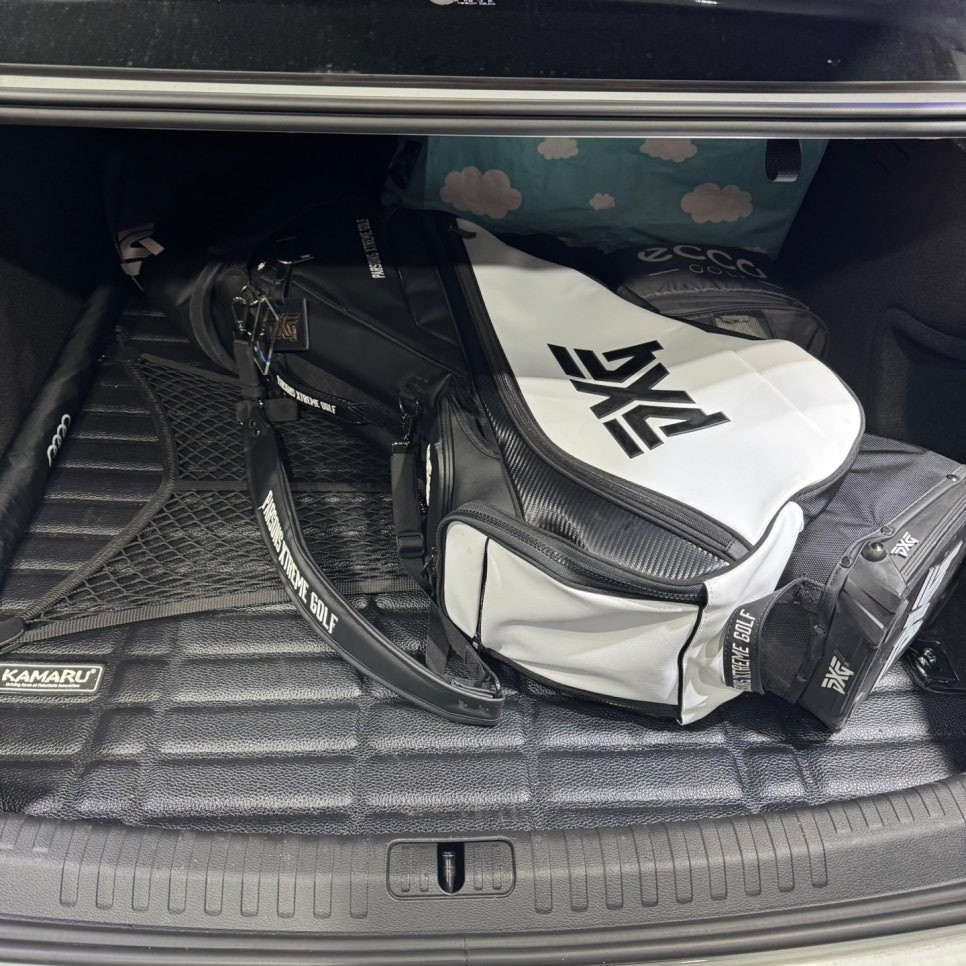 장마철 인기상품! 유막제거와 유리발수코팅 디테일링세차 패키지 시공기