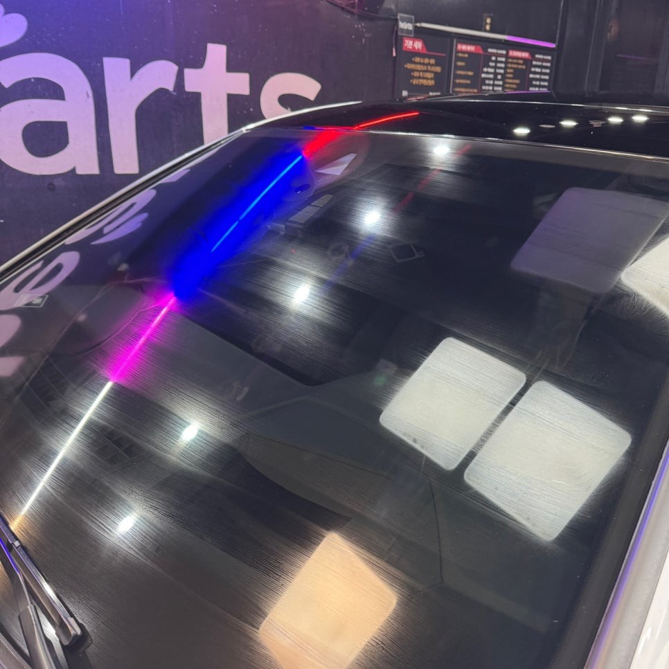 장마철 인기상품! 유막제거와 유리발수코팅 디테일링세차 패키지 시공기