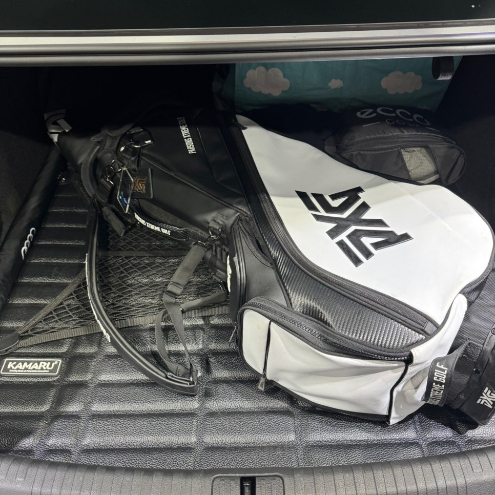 장마철 인기상품! 유막제거와 유리발수코팅 디테일링세차 패키지 시공기