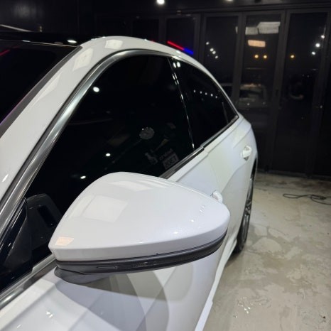 장마철 인기상품! 유막제거와 유리발수코팅 디테일링세차 패키지 시공기