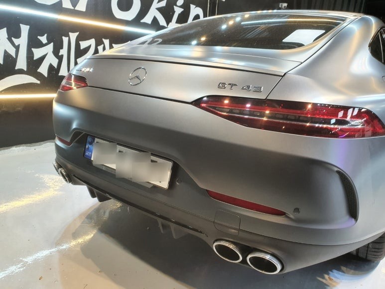 AMG GT43 실내카본랩핑/윈도우크롬몰딩블랙랩핑/프론트크롬몰딩블랙랩핑/리어범퍼크롬몰딩블랙랩핑/크롬죽이기