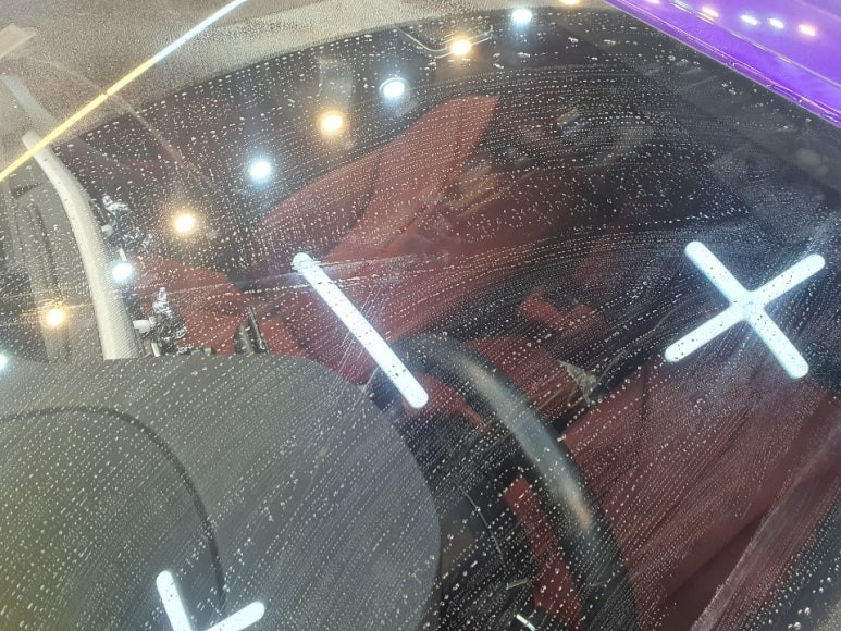 BMW428i컨버터블 휠(분진제거)집중케어 실내외부 스팀세차 포함 유막제거+발수코팅까지! 비오는날 시원하게 시야확보 해드리겠습니다!! 영등포 코팅전문 유막제거 전문샵 / 서울 영등포