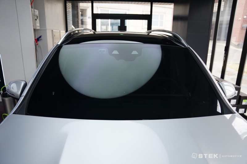 쉽고 빠르게 그리고 강력한 전면유리 보호막! 벤츠 GLB 윈드쉴드 필름 STEK DYNOflex