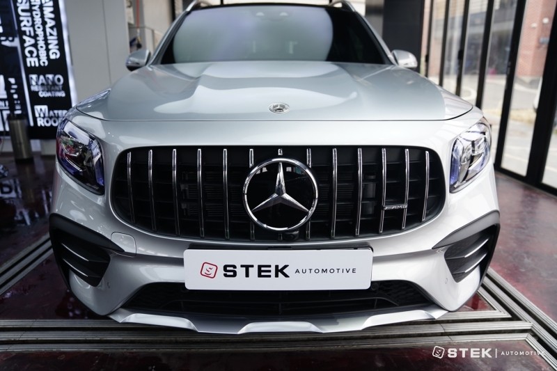 쉽고 빠르게 그리고 강력한 전면유리 보호막! 벤츠 GLB 윈드쉴드 필름 STEK DYNOflex