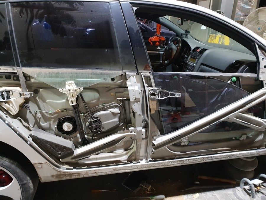 골프 5세대 도어패널 / 충남 천안