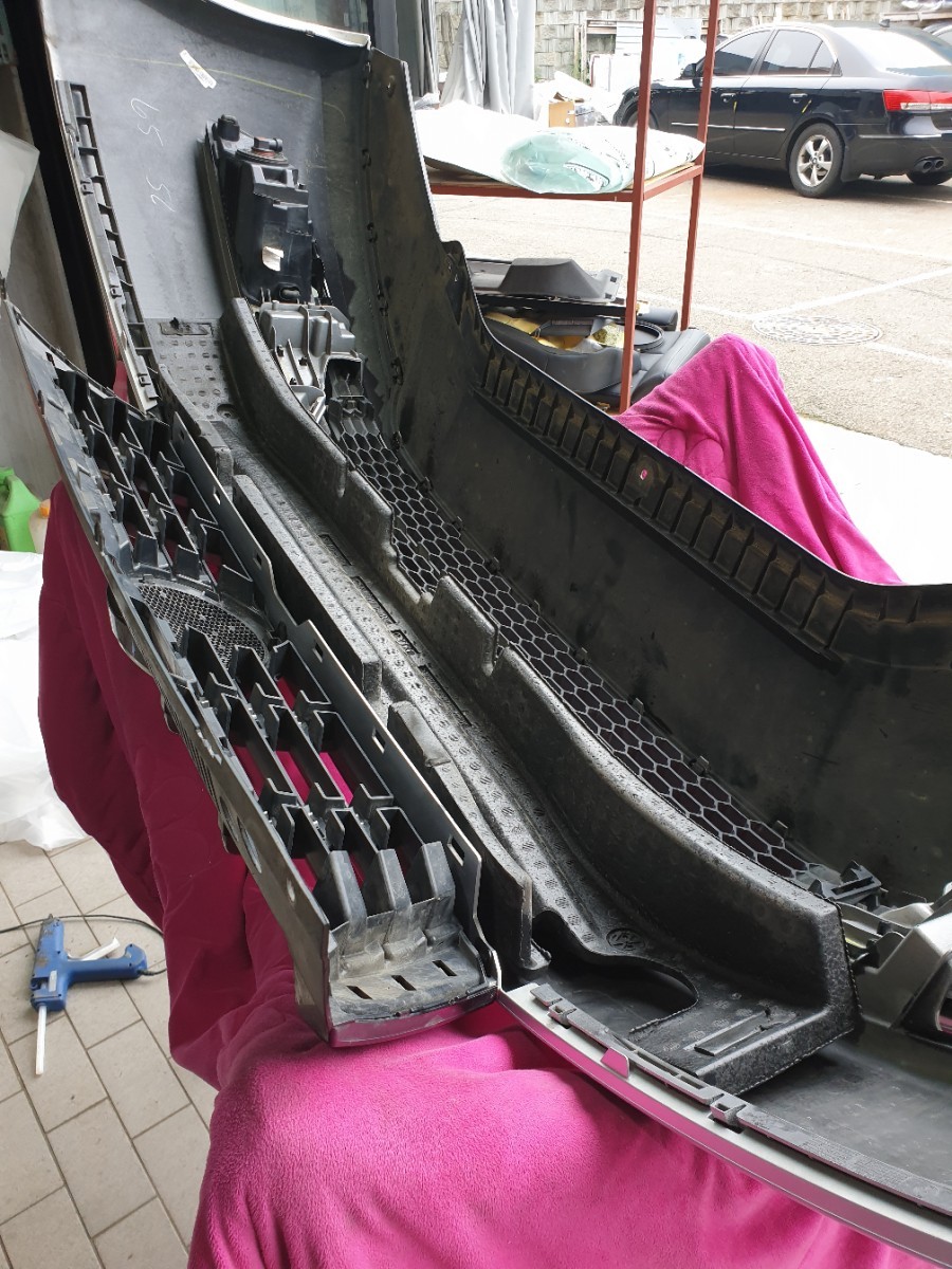 vw 파사트 프론트범퍼 / 충남 천안