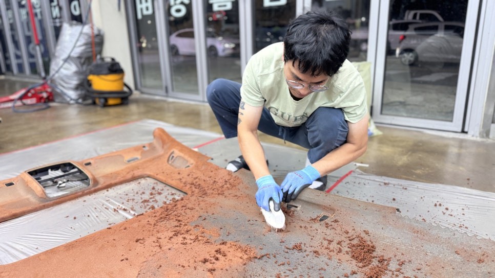 6세대 골프 천장(헤드라이너) 교체