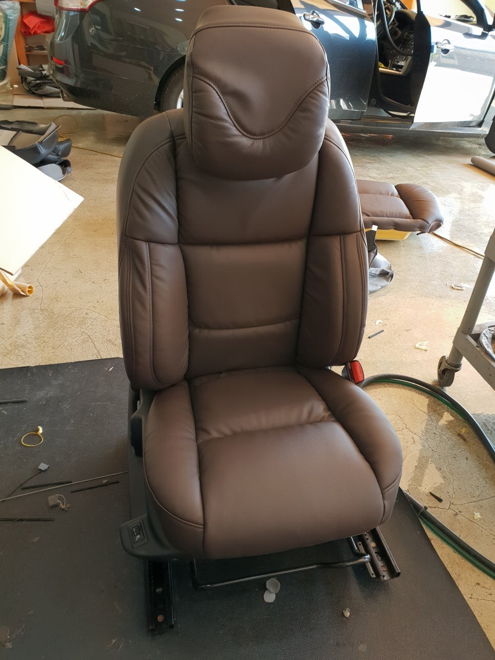 sm5(L43)리무진 시트 천장 엠보싱 / 충남 천안