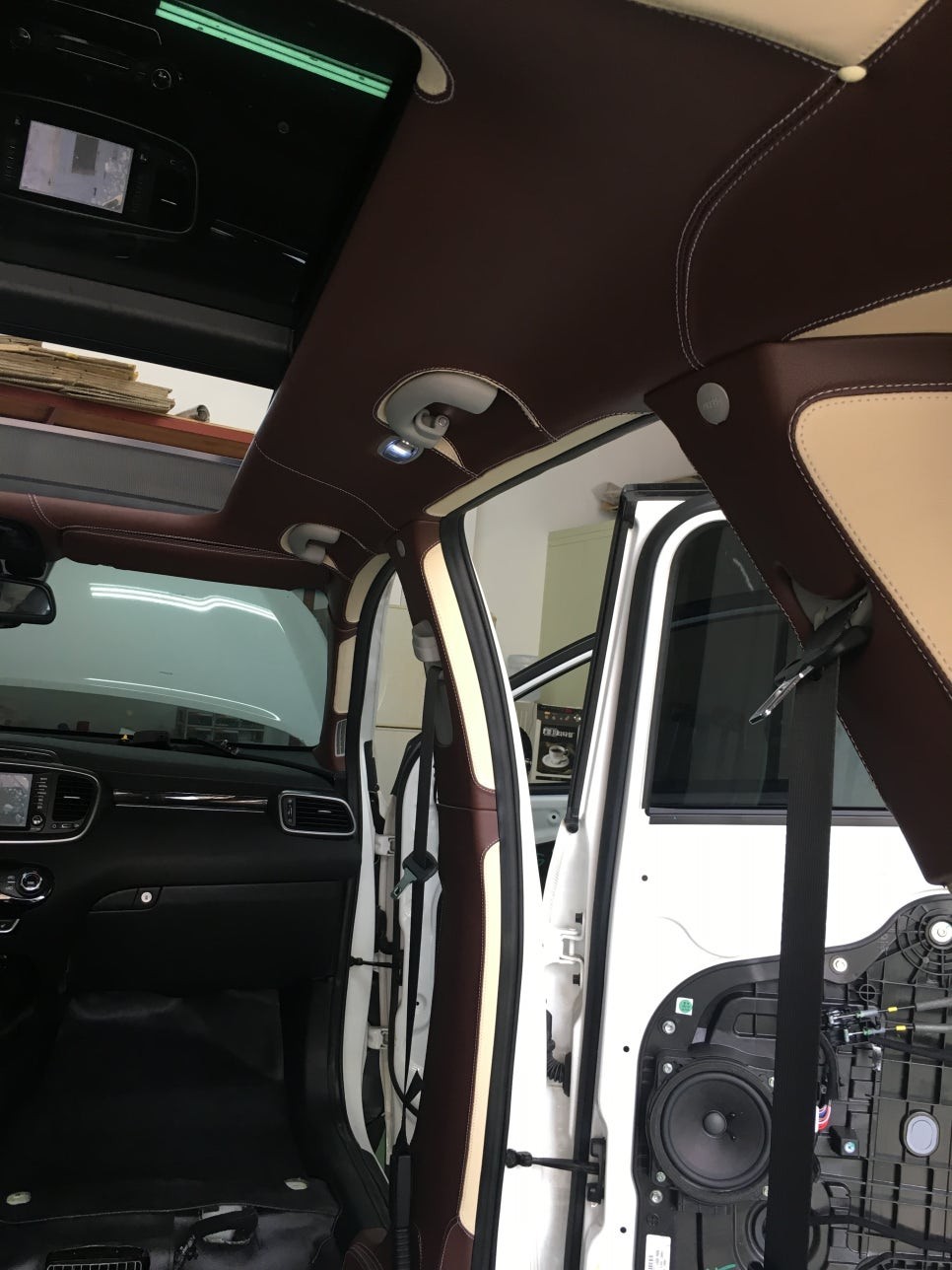 올뉴쏘렌토(UM) 천장엠보싱&실내트리밍 / 충남 천안