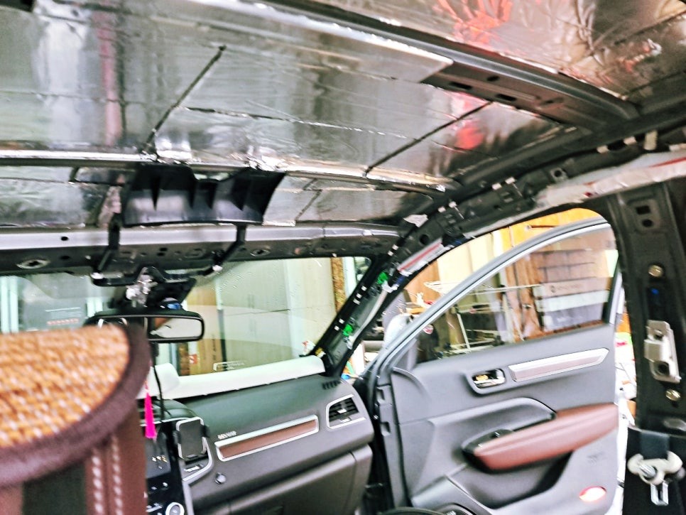 천안 QM6 천장 방음!! 자동차 천장 방음??천장 방음 견적??운전중에 빗방울 부딛히는소리!!