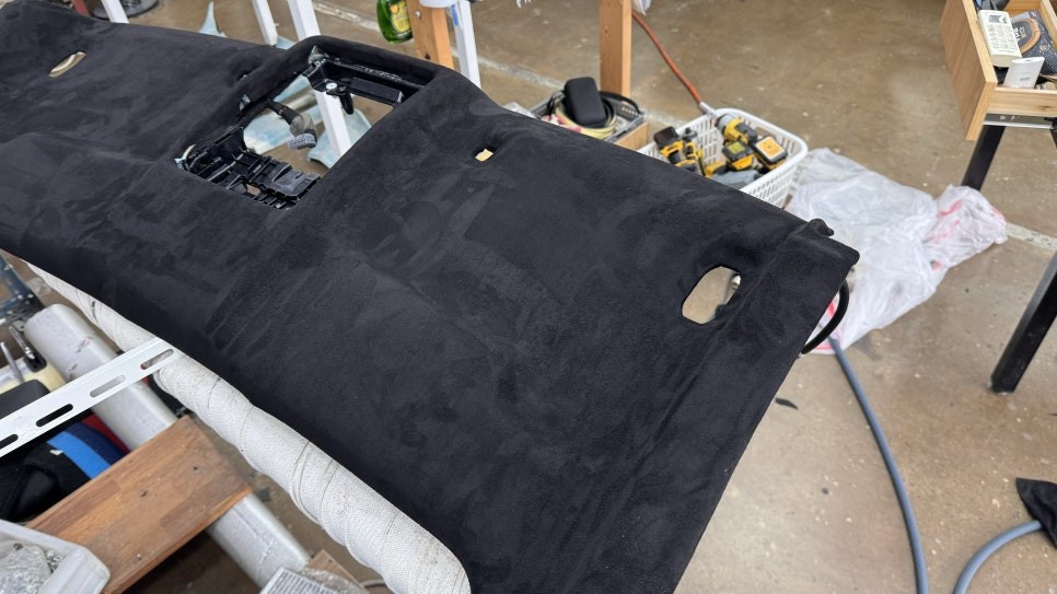 천안 이보크 천장 트리밍, 바닥장판 작업