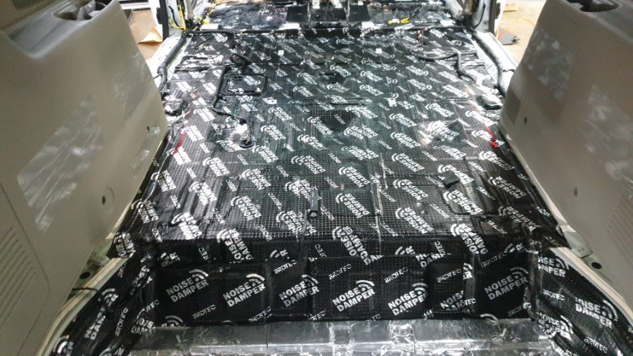 더뉴카니발 플로어&카울탑 방음 / 충남 천안