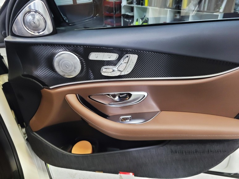 벤츠 E300/E클래스 실내 카본랩핑/센터페시아 랩핑/시공 포스팅