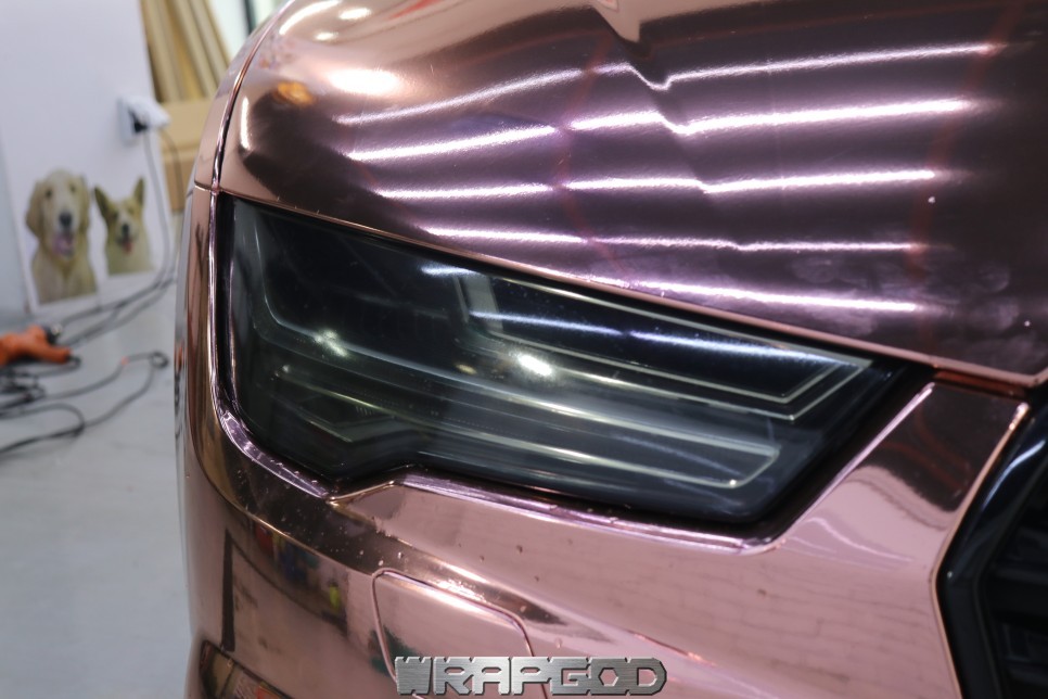 아우디 A7 로즈골드 크롬 전체 랩핑 시공 및 톤다운 라이트필름 시공, 김포 일산 송도 청라 파주 자동차 크롬랩핑 전문점 WRAPGOD / 김포 양촌읍