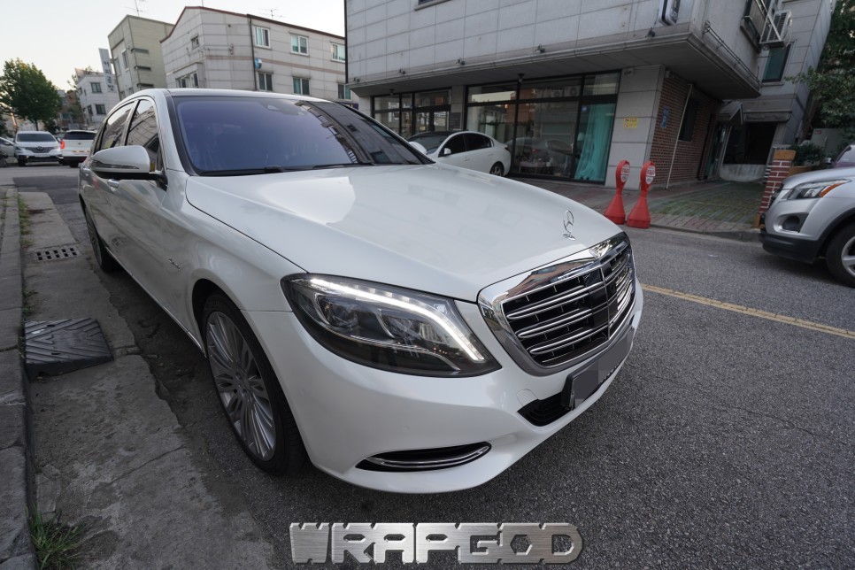 벤츠 S클래스 S550 에이버리 슈프림 화이트펄 전체 랩핑 시공, 김포 일산 인천 송도 청라 파주 전체 랩핑 전문점 WRAPGOD / 김포 양촌읍