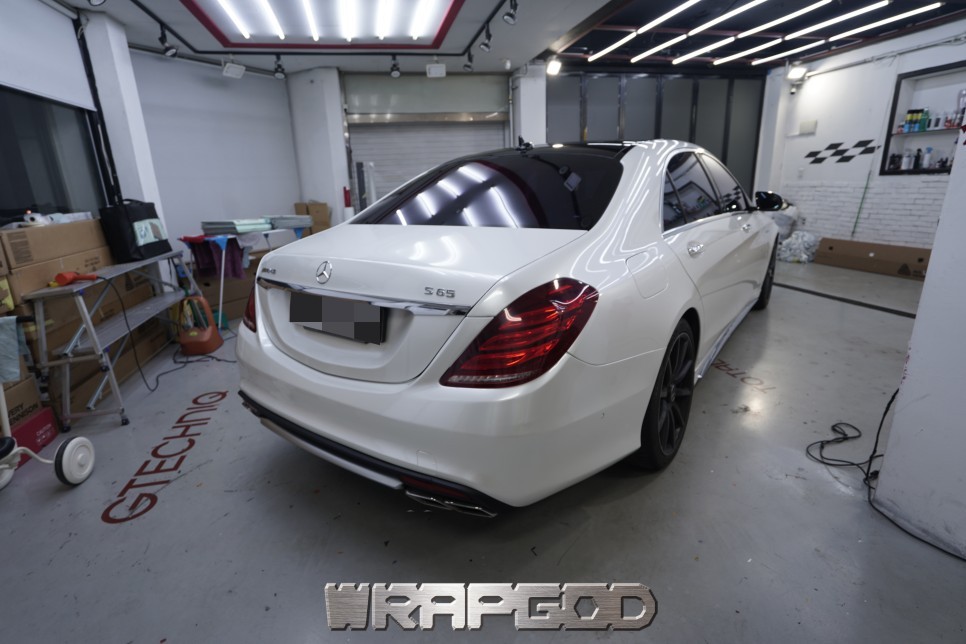 벤츠 S클래스 S500 전체 랩핑 에이버리 유광 화이트펄 시공, 김포 카스킨 전문점 WRAPGOD / 김포 양촌읍
