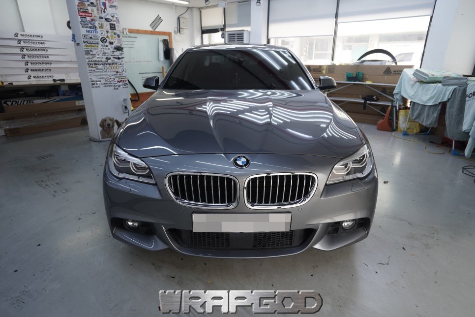 일산 BMW 5시리즈 520d 에이버리 사틴블랙 전체랩핑 시공 / 김포 양촌읍