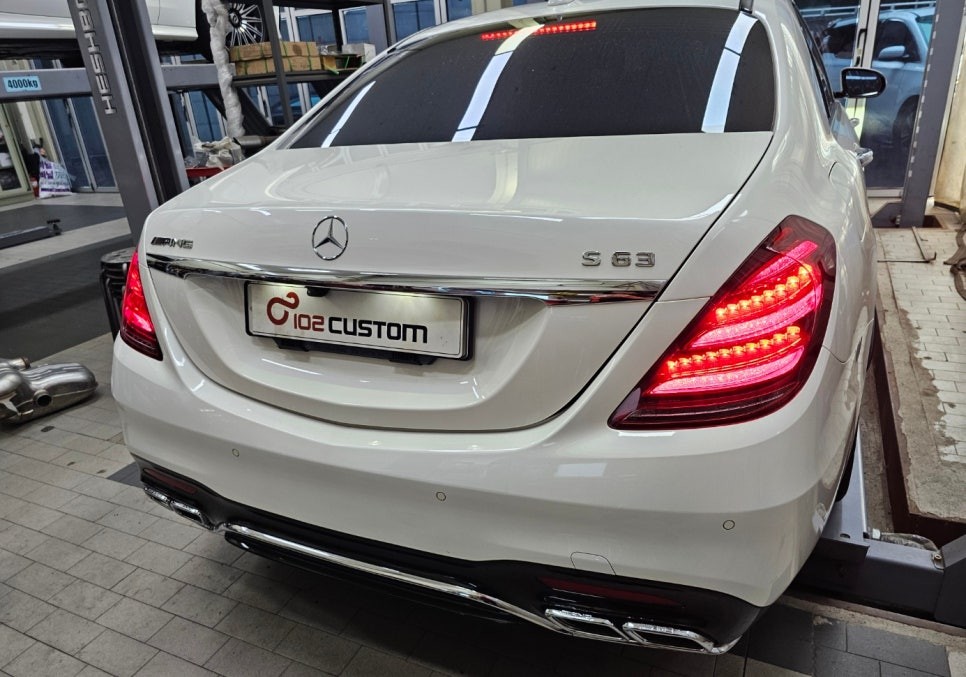 벤츠 S63AMG 배기 튜닝 페이스리프트 중통 엔드 작업으로 사운드 증폭시켰습니다. / 서울 동작