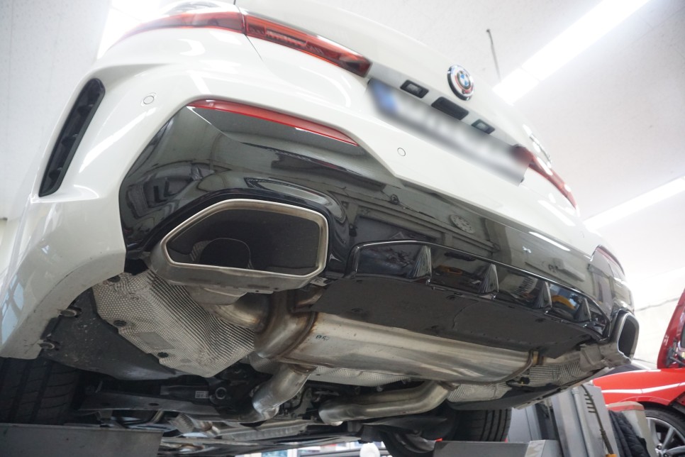 BMW M440i 배기 튜닝 엔드 머플러 작업, 보펜 모듈 작업을 진행하였습니다 / 서울 동작구