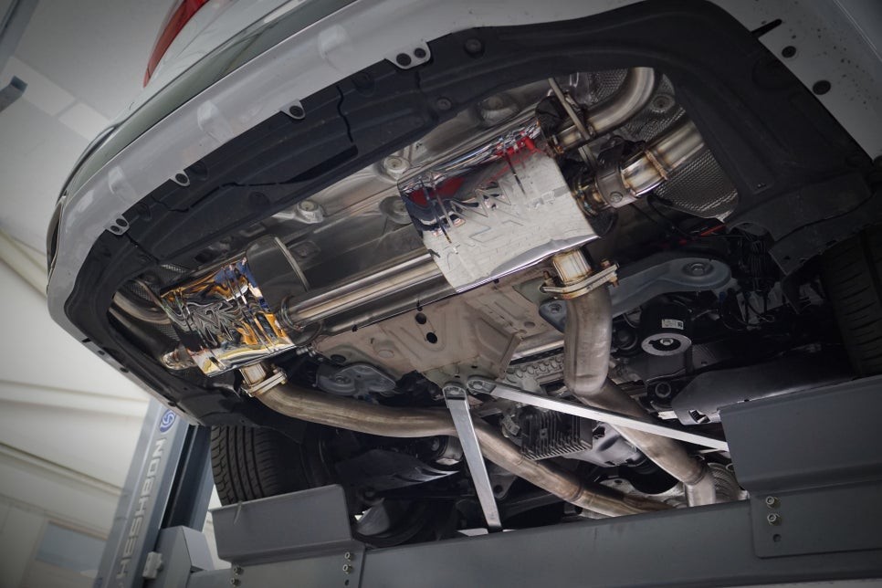 BMW G07 X7 M50i 내 심장을 찢었다.. 완벽 배기음 완성 / 서울 동작