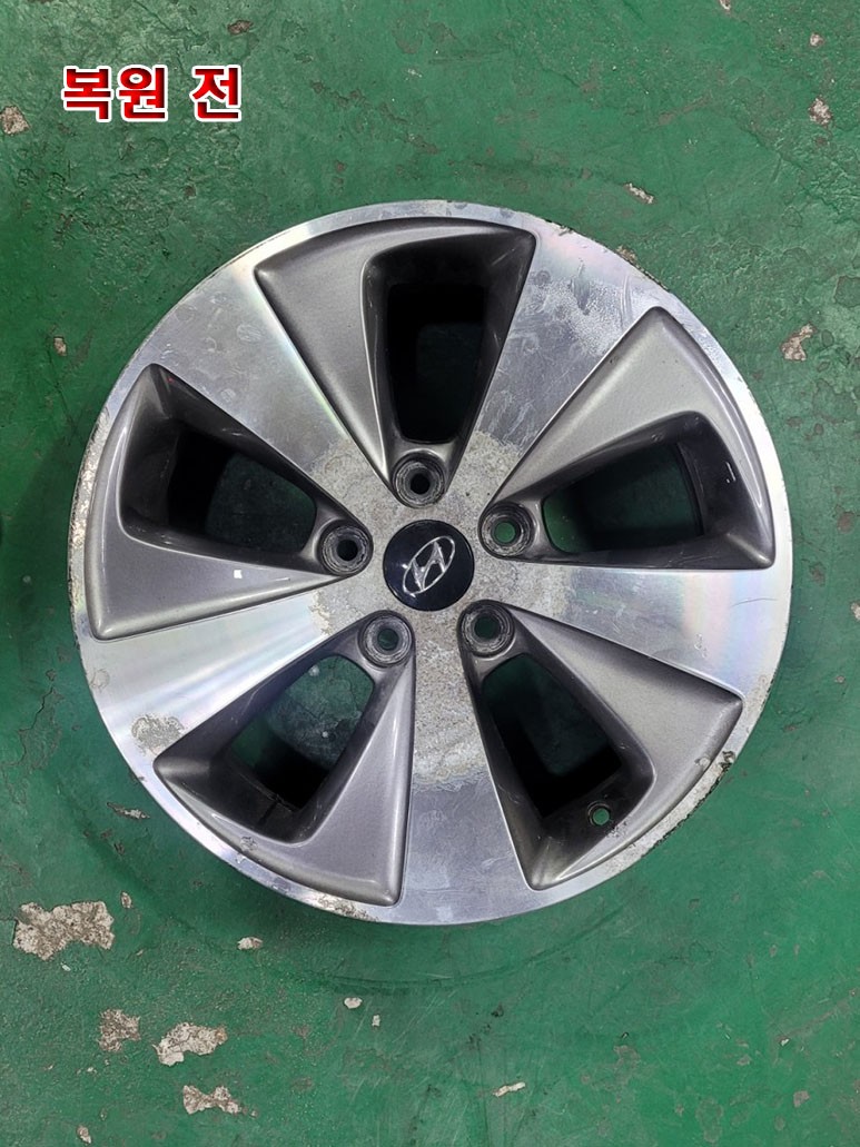 [대전휠복원][써니휠] 현대 쏘나타 하이브리드 18인치 다이아몬드커팅 휠복원 / 대전 유성구 노은동