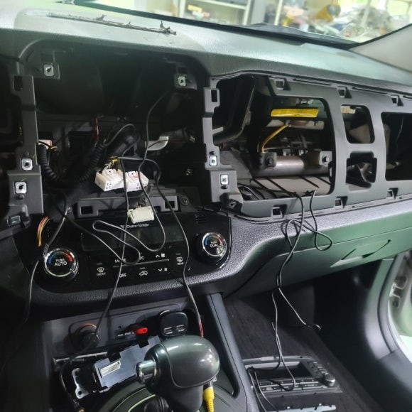 스포티지r 안드로이드올인원,후방카메라,순정마이크  - 경기 분당.광주 썬셋카 (sunset car) / 광주 문형동