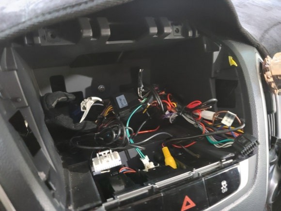 투싼ix 안드로이드 올인원 13인치 . 자출개조 원복 . 순정마이크 작업 - 썬셋카 (sunset car) 경기 광주,분당 / 광주 문형동