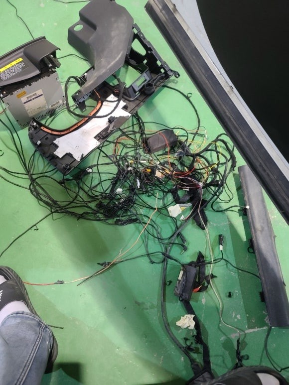 올뉴 쏘렌토 안드로이드올인원.어라운드뷰.순정마이크개조  - 경기 분당.광주 썬셋카 (sunset car) / 광주 문형동