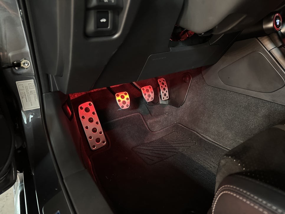 도요타 GR86 엠비언트 작업 잘하는곳 추천합니다 서울 경기광주 [ 카본클럽 ] / 여주,이천,경기광주,용인,강원원주