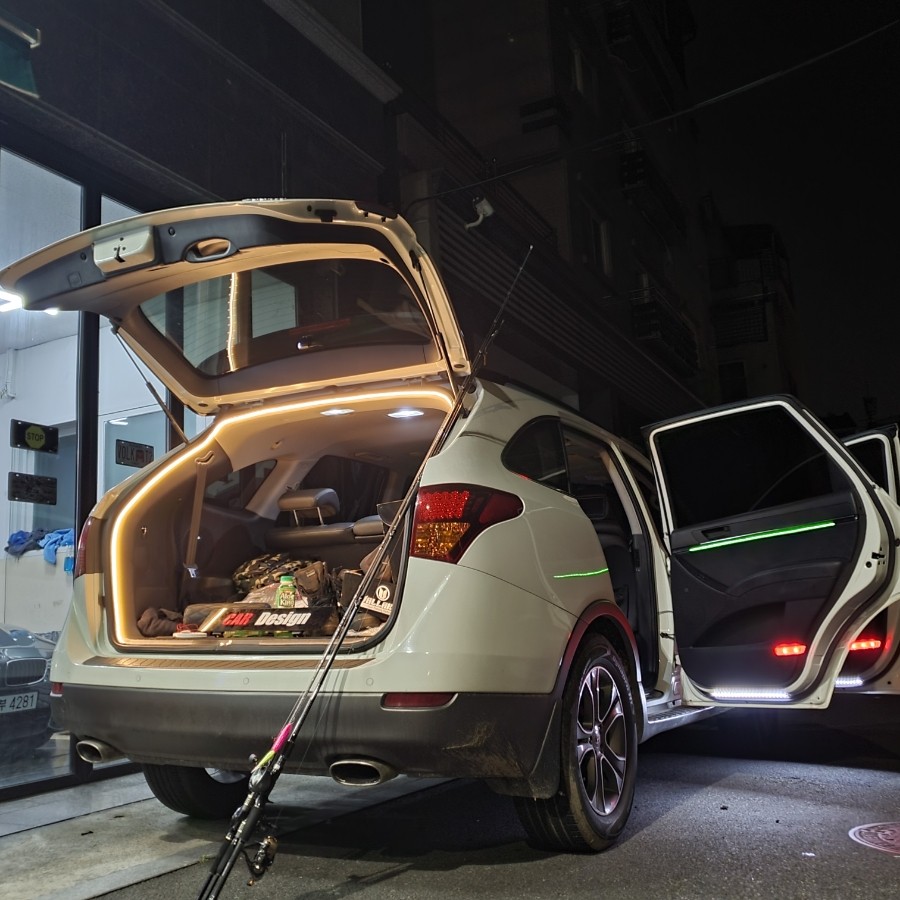 현대 베라크루즈 아크릴 엠비언트 식빵등 실내등 차박 아이템 시공 / 광진구, 성수, 송파, 동대문