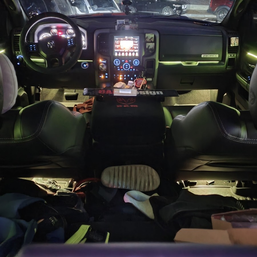 닷지 램 레블 실내조명 엠비언트무드등 / 광진구, 성수, 송파, 동대문 | 오늘의카 - 튜닝,정비 시공후기 모음 앱