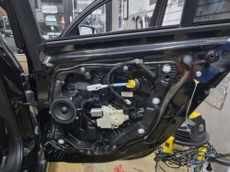 서울에서 시공한 BMW G20 320I 23년식 엠비언트