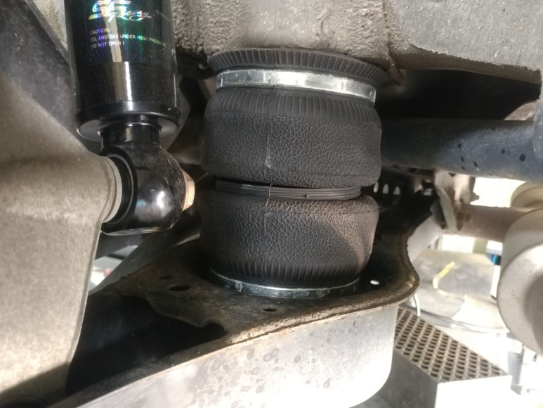 폭스바겐 시로코 에어서스, airbft , airbft에어서스펜션,2채널에어서스,4채널에어서스,수원,화성,병점에어서스펜션장착점,레벨링,메모리장착,시로코튜닝,에어서스장착점,팀라비드 / 화성 봉담