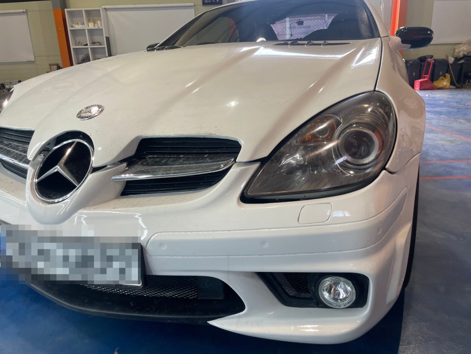 SLK 55 AMG 헤드라이트 그레이 필름 작업으로 한층 더 포스있게~!! / 김포,일산,고양