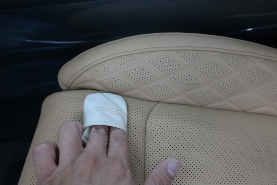 천안 시트코팅 전문 / 소렌토 MQ4 아우토슈첸 가죽시트코팅! / 평택 삼남로