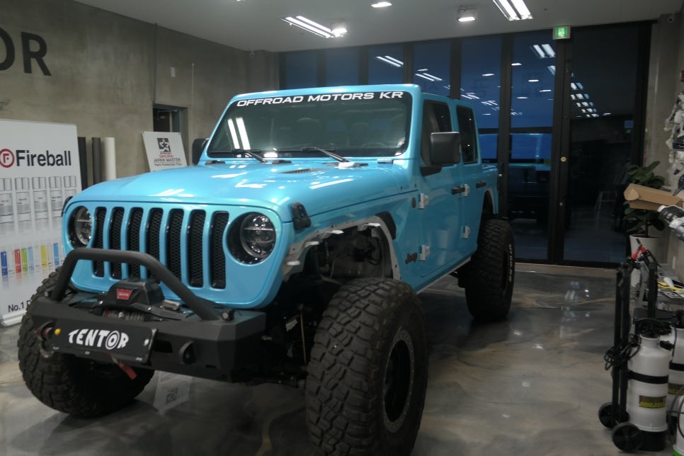 천안랩핑 랭글러 매직스카이블루 전체랩핑 시공!! / 평택시 칠괴동