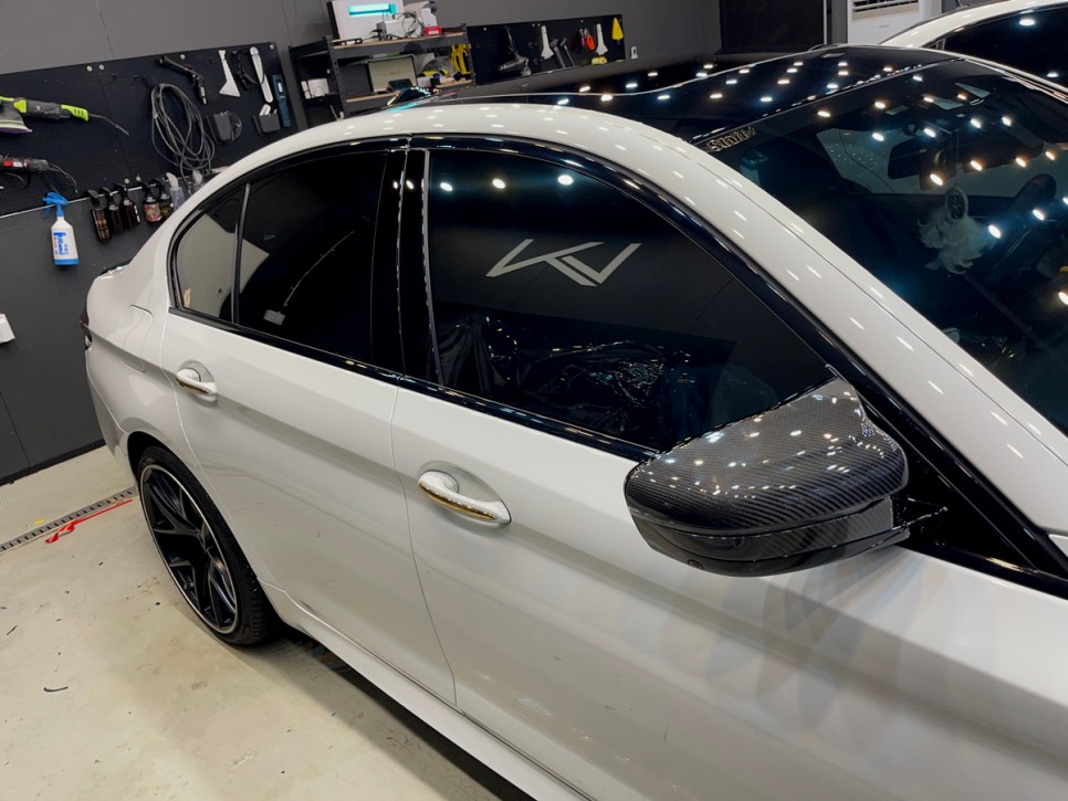 인천 루프스킨 / 인천 크롬죽이기 / 인천 PPF / BMW 540i 루프스킨 + 크롬죽이기 + 헤드라이트 PPF + 하이그로시 PPF + 광택 + 유리막코팅 / 인천, 부평, 부천
