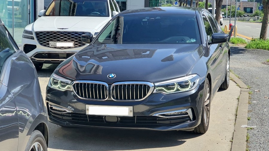 BMW 순정블랙박스 고장나서 아이나비Z9500으로 교체 / 대전수입차블랙박스장착점