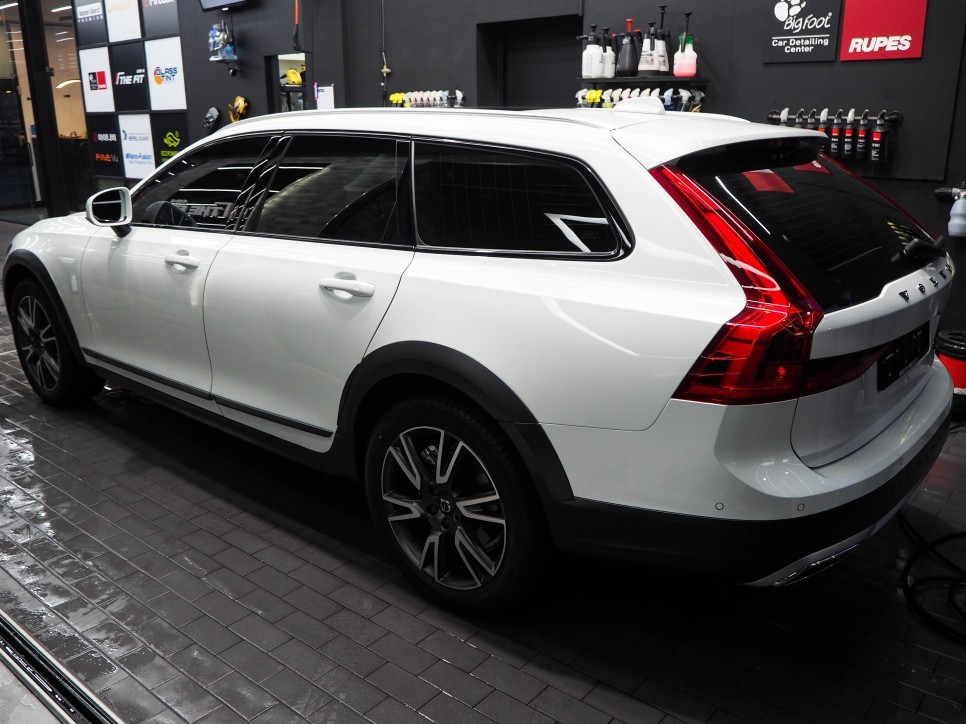 볼보 V90 크로스컨트리! 신차검수 한번 더 봐주세요