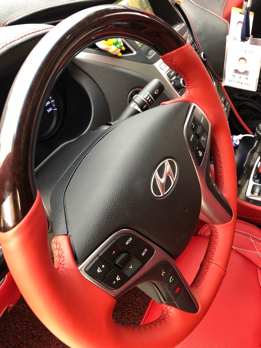 더핸들 현대 hg그랜져 핸들가죽교체/핸들복원/핸들튜닝/핸들가죽복원/핸들알칸타라/핸들샤무드@/우드핸들 / 남양주 별내면