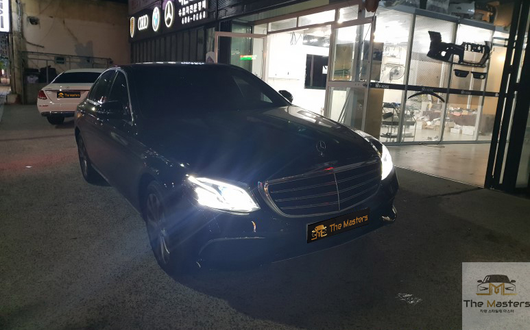 벤츠 e 클래스 화려한 실내 분위기 연출!! 송풍구 엠비언트 설치 / 창원, 마산, 진해