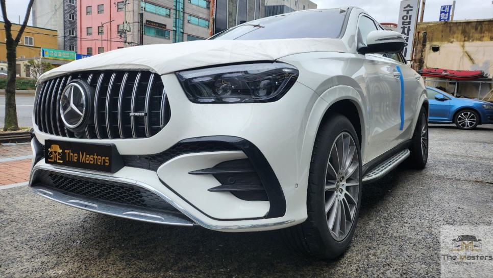 W167 신형 벤츠 페리 GLE 450d 쿠페 압도적인 포스를 느끼게 해드릴 세로그릴 교체!!